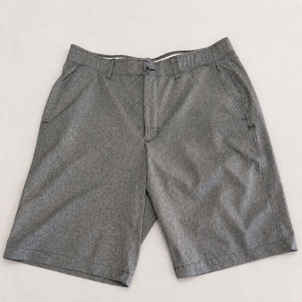 Under Armour HeatGear Golf Shorts Mens 34 Gray Crosshatch Loose Fit Performance